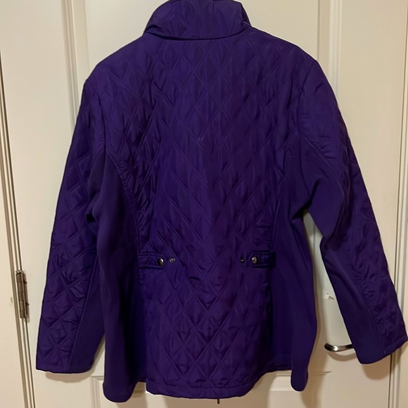 Like New! Purple Quilted mid-weight Jacket - Picture 2 of 8
